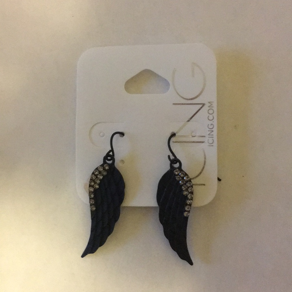 Black feather earrings